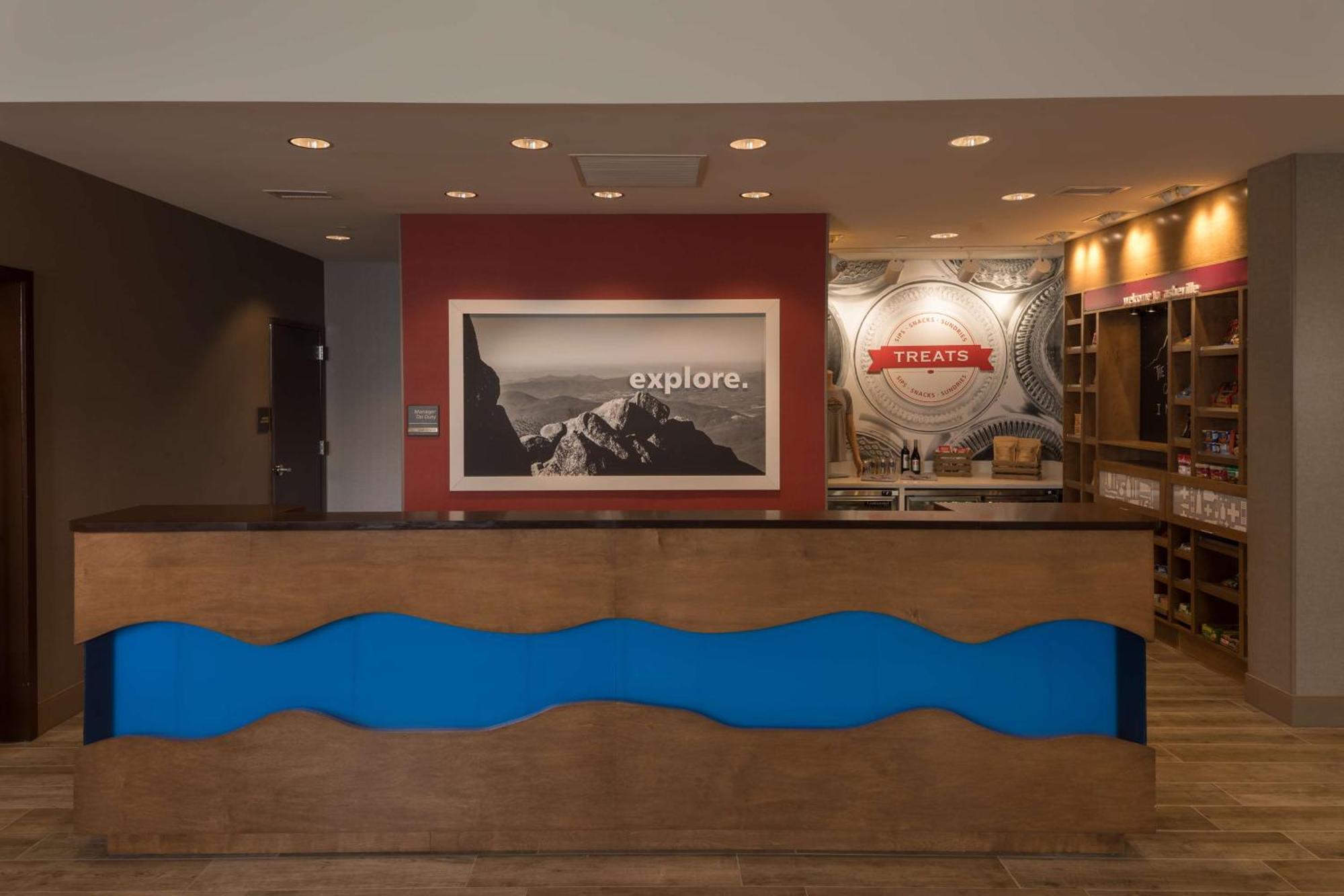 Hampton Inn & Suites-Asheville Biltmore Village, Nc מראה חיצוני תמונה